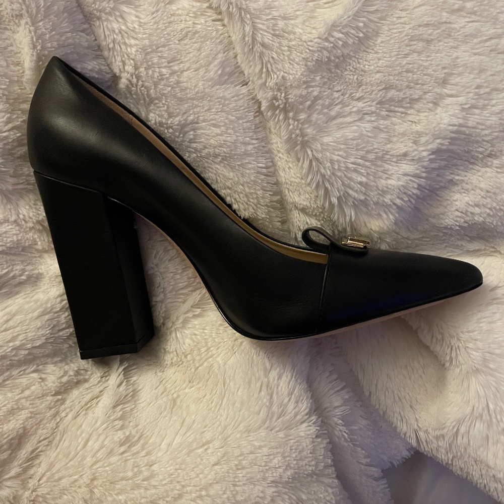 Gold buckle Zac Posen